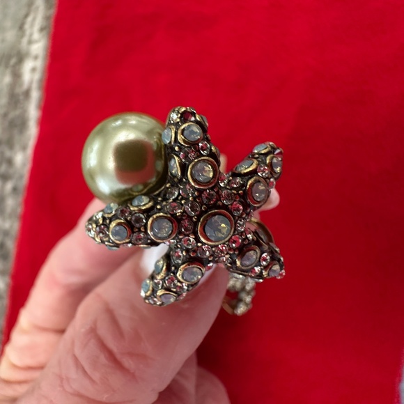 NWT Heidi Daus Stud Earrings - Picture 5 of 5